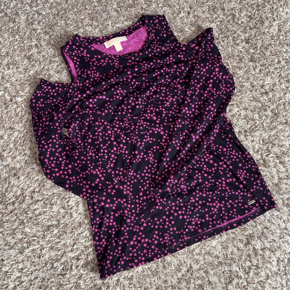 Michael Kors Girls' Black Long-Sleeve Cold-Shoulder Top with Pink Star Print